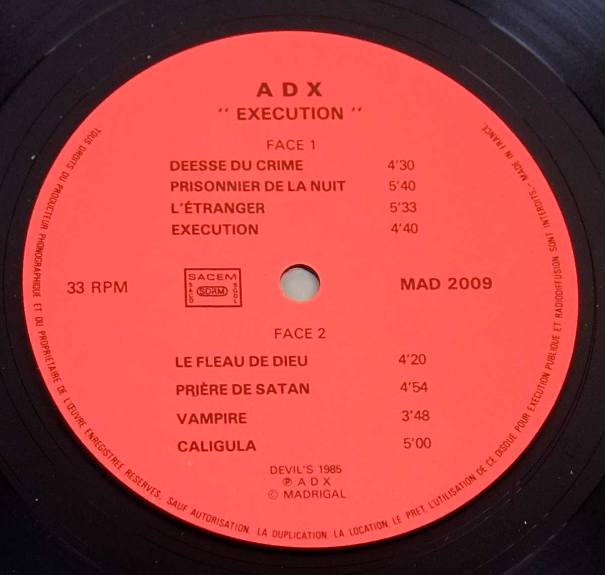 Enlarged High Resolution Photo of the Record's label ADX Execution https://vinyl-records.nl
