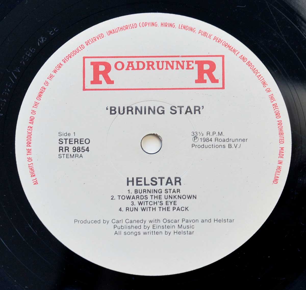 Enlarged High Resolution Photo of the Record's label HELSTAR Burning Star https://vinyl-records.nl