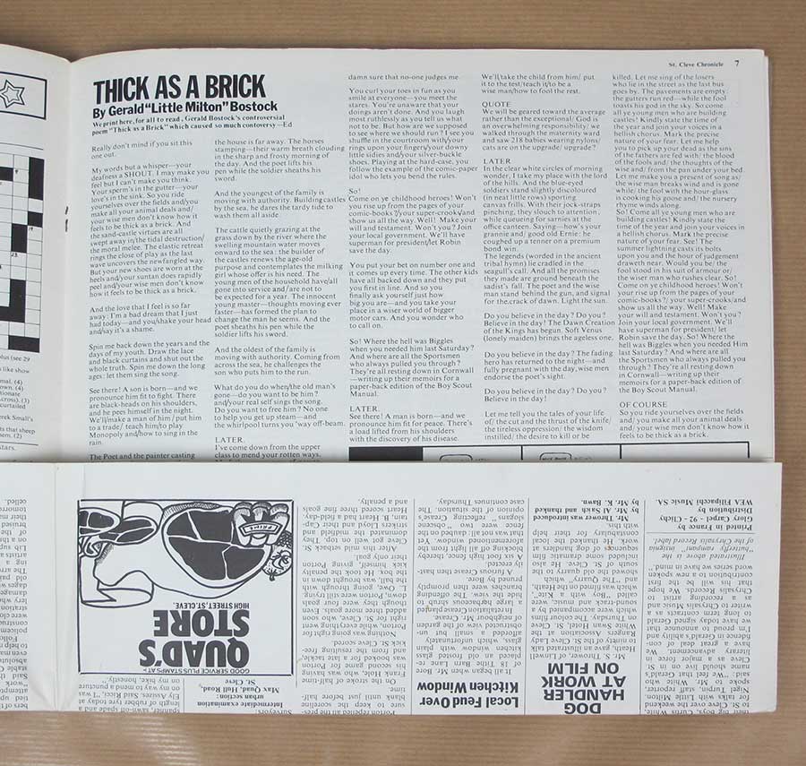 Photo of the right page inside cover JETHRO TULL - Thick as a Brick ( France ) 