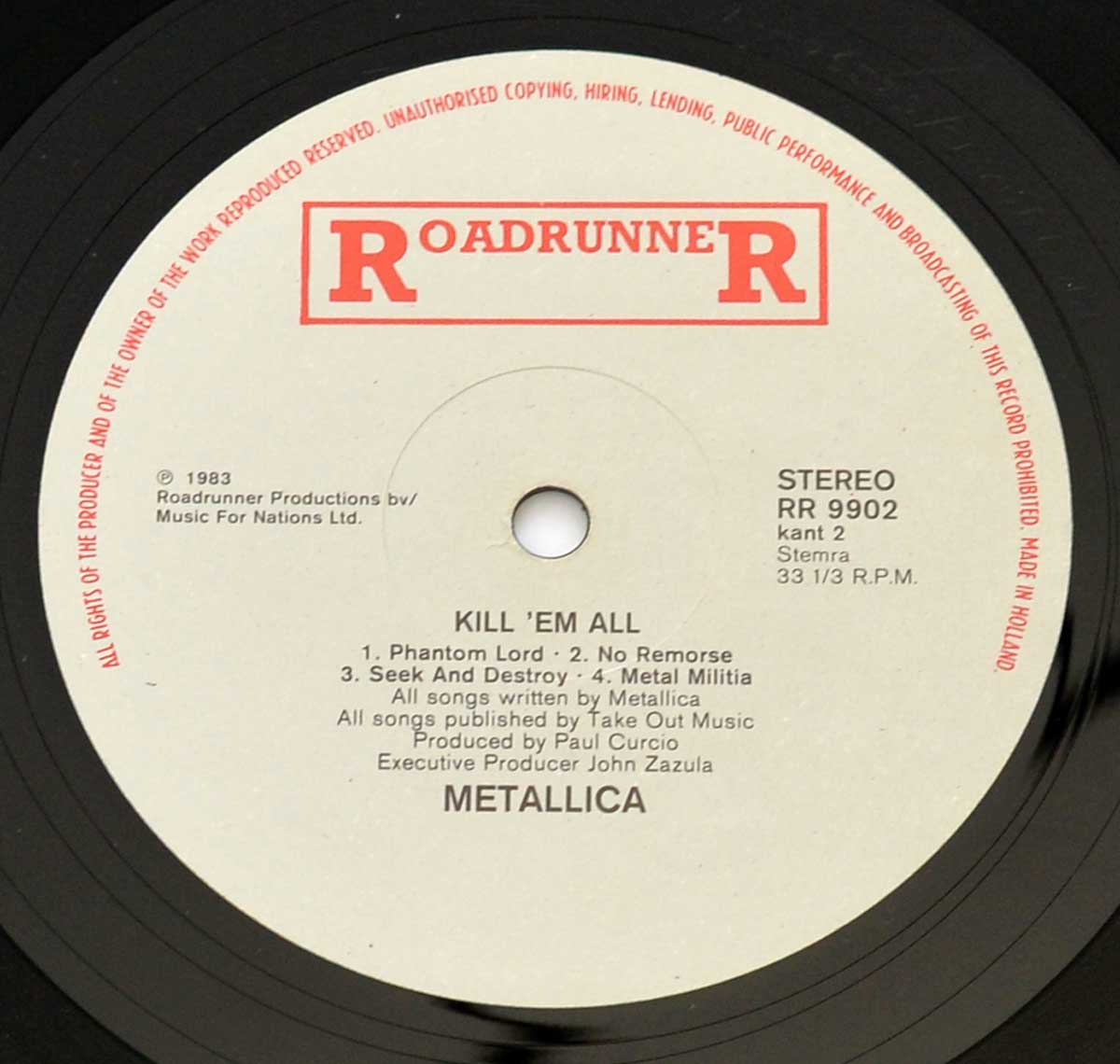 Enlarged High Resolution Photo of the Record's label METALLICA Kill 'Em All ( Netherlands ) https://vinyl-records.nl