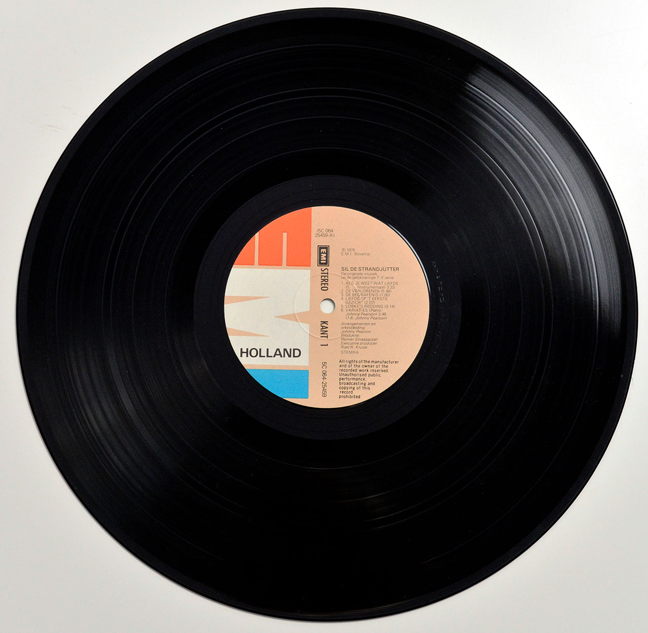 Photo of Side One of JOHNNY PEARSON Sil De Strandjutter OST Soundtrack 12" LP Vinyl Album 