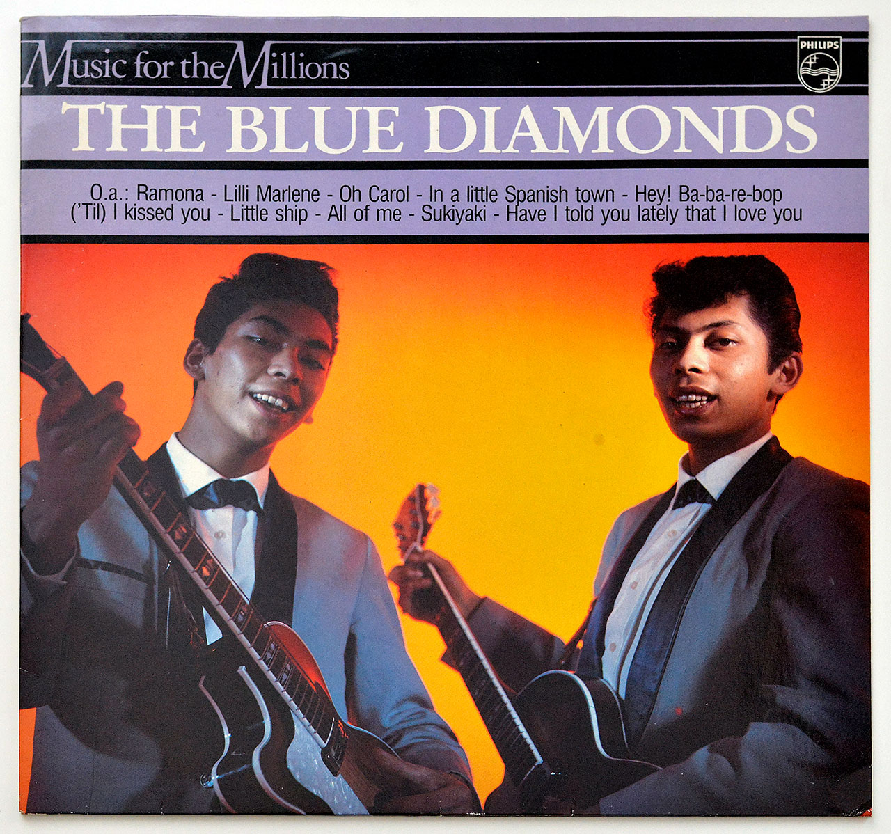 High Resolution Photo Album Front Cover of De Beste Van The Blue Diamonds https://vinyl-records.nl