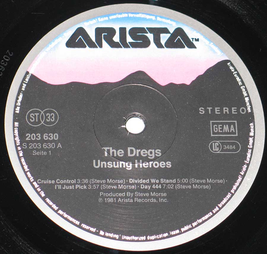 Close up of record's label THE DREGS - Unsung Heroes 12" Vinyl LP Album Side One