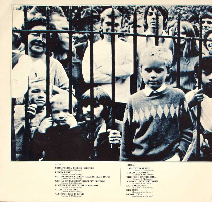 Inner Sleeve   of " BEATLES - 1967-1970 (Blue Album Cover) Gatefold" Album