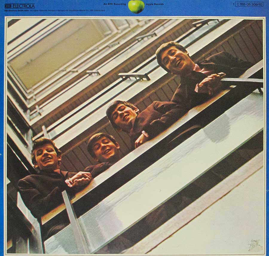 Inner Cover   of "The BEATLES - 1967-1970" Album 