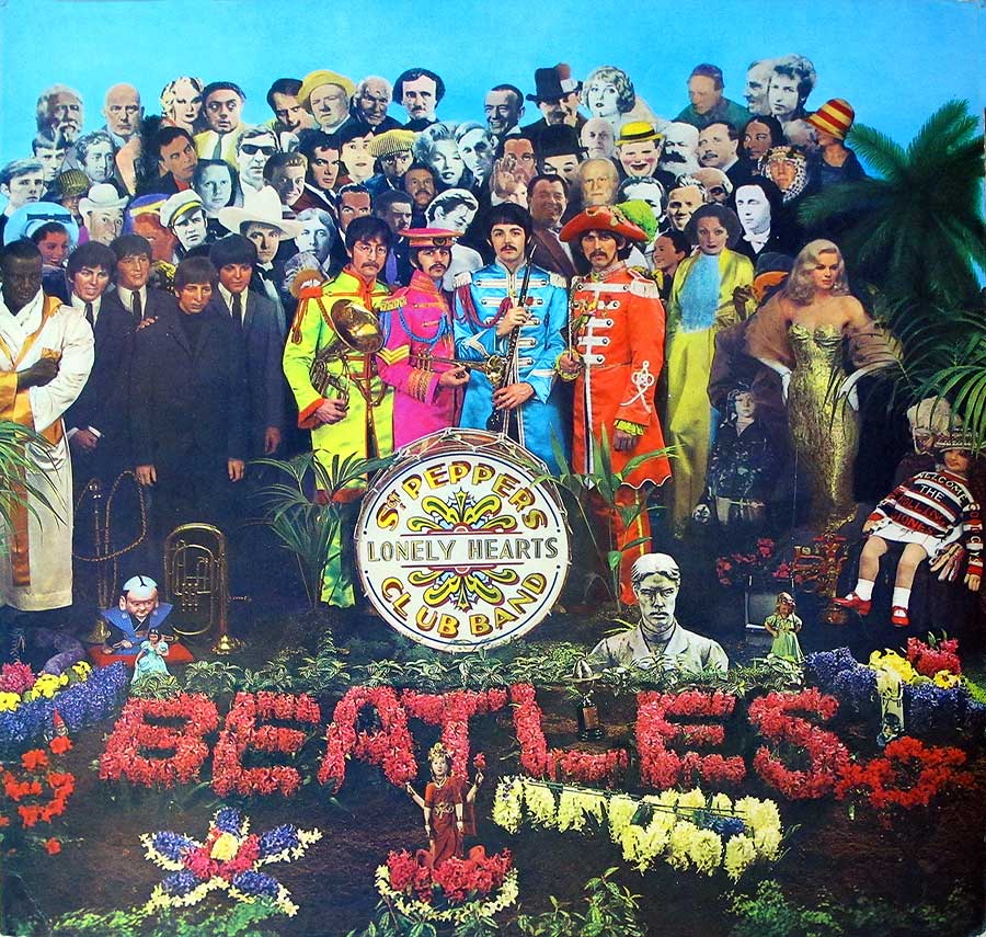 Front Cover Photo Of THE BEATLES - Sgt Pepper's Lonely Hearts Club Band original UK GB PCS 7027 