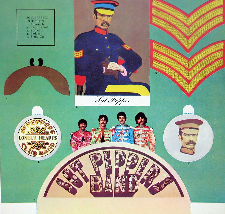 Photo One Of The Original Custom Inner Sleeve BEATLES - Sgt Pepper's Lonely Hearts Club Band Italy with Cut-outs page 