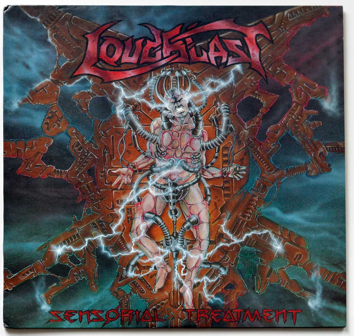 High Resolution Photo #10 LOUDBLAST - Sensorial Treatment https://vinyl-records.nl 
