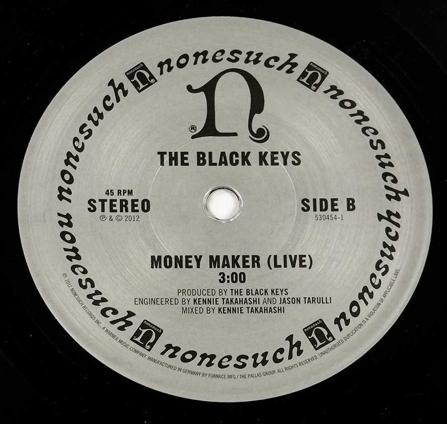 Side Two Close up of record's label BLACK KEYS - El Camino 2LP 12" &  7" Single + Large Poster Vinyl Album
