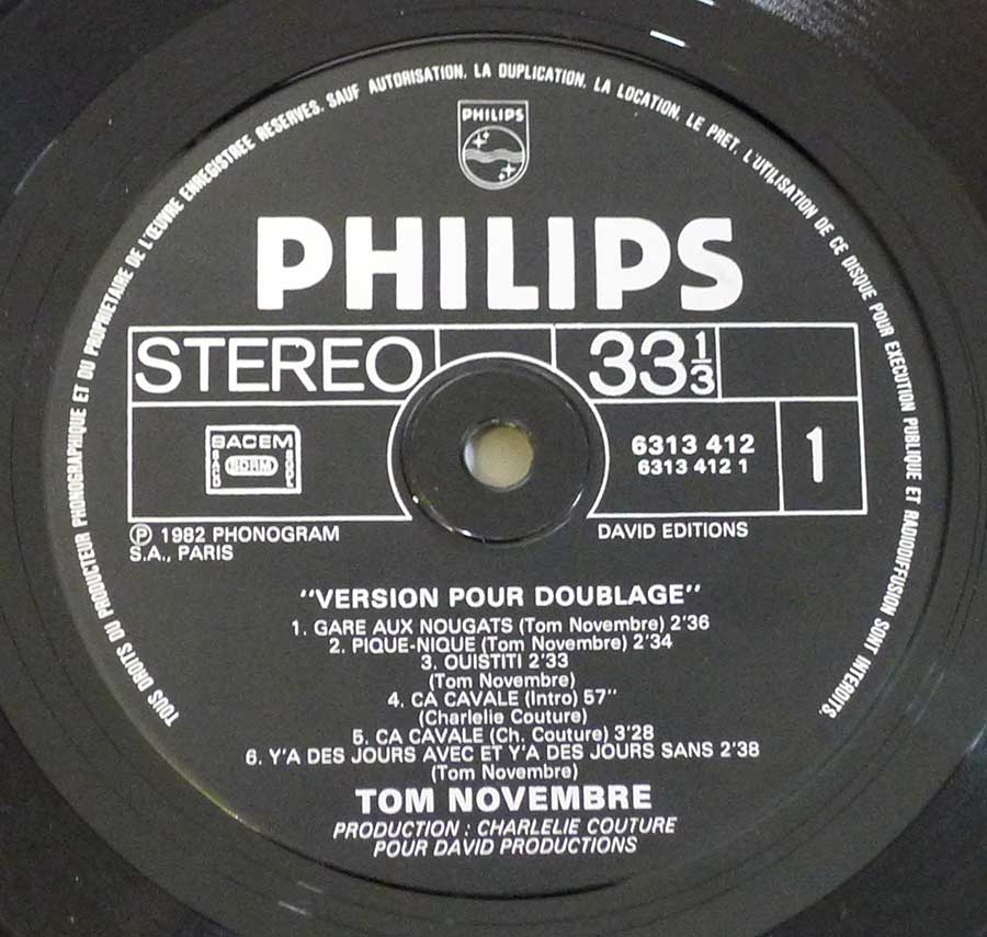Close up of "Version Doublage" Black Colour Philips Record Label Details: Philips 6313 412 / David Editions ℗ 1982 Phonogram Sound Copyright 