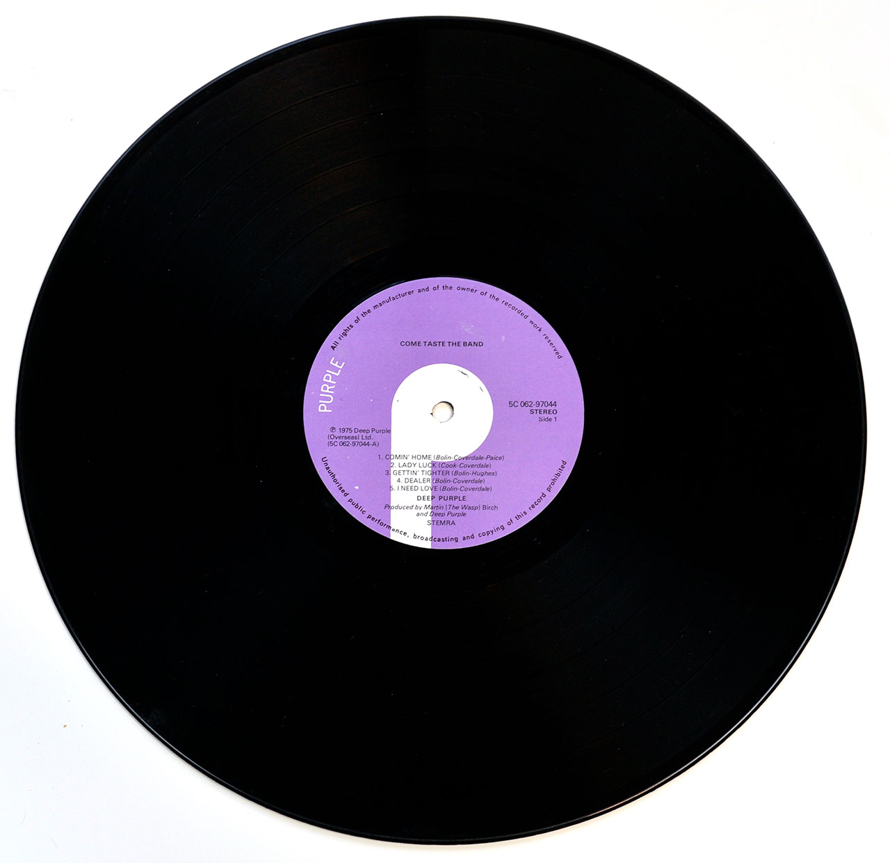 High Resolution Photo of the LP Side One  of DEEP PURPLE - Come Taste The Band ( Netherlands ) https://vinyl-records.nl