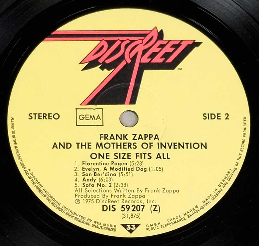 Close up of record's label FRANK ZAPPA & MOTHERS OF INVENTION - One Size Fits All ( Gatefold Cover ) Side Two
