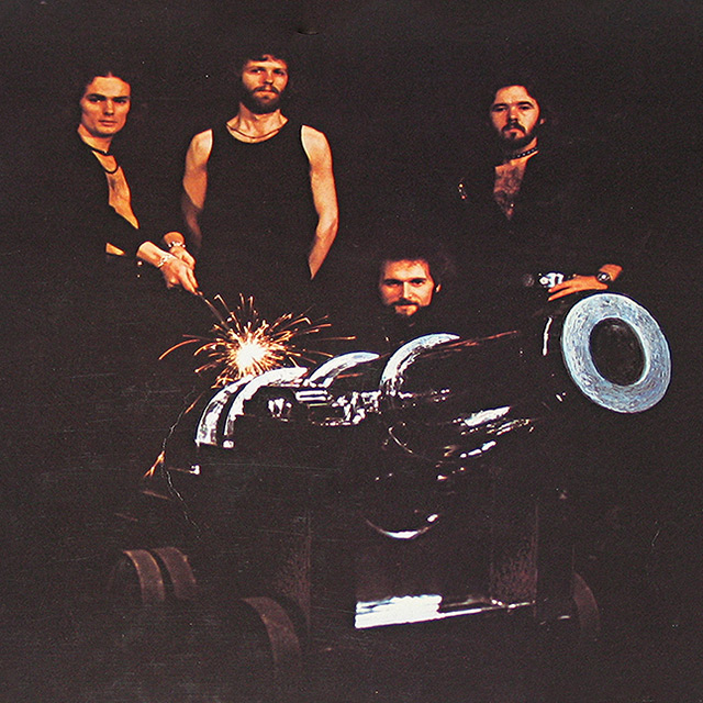 Album Front cover Photo of April Wine Band Photo https://vinyl-records.nl/