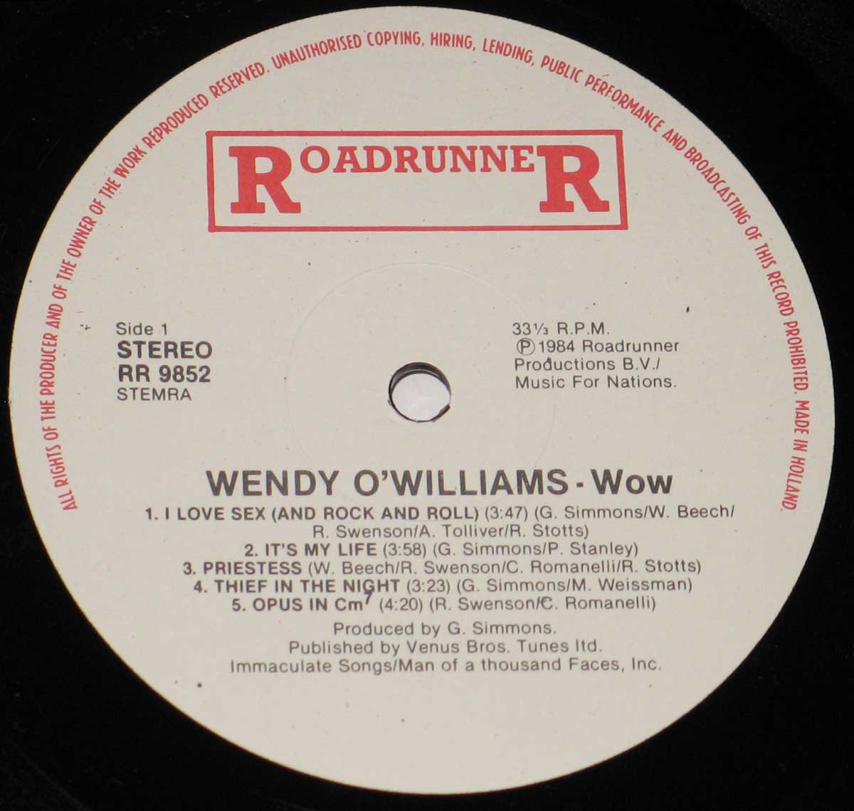 Enlarged High Resolution Photo of the Record's label Wendy O'Williams - WOW https://vinyl-records.nl