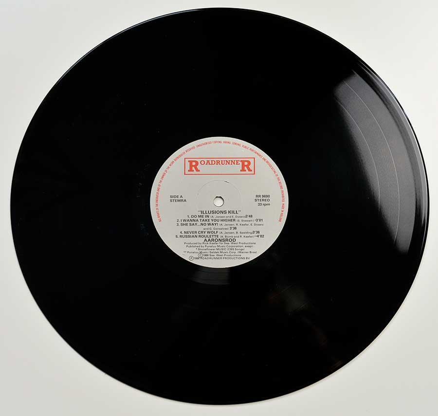 High Resolution Photo of the LP Side One  of AARONSROD - Illusions Kill https://vinyl-records.nl