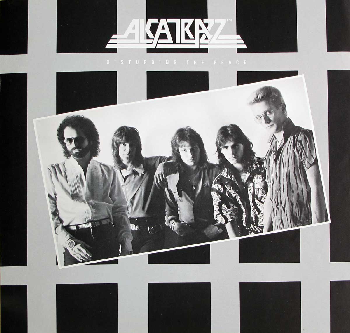 High Resolution Photo  of the  Original Custom Inner Sleeve (OIS) #1 of ALCATRAZZ - Disturbing the Peace https://vinyl-records.nl