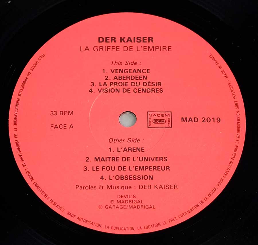 Close up of record's label DER KAISER - La Griffe de L'Empire Side Two