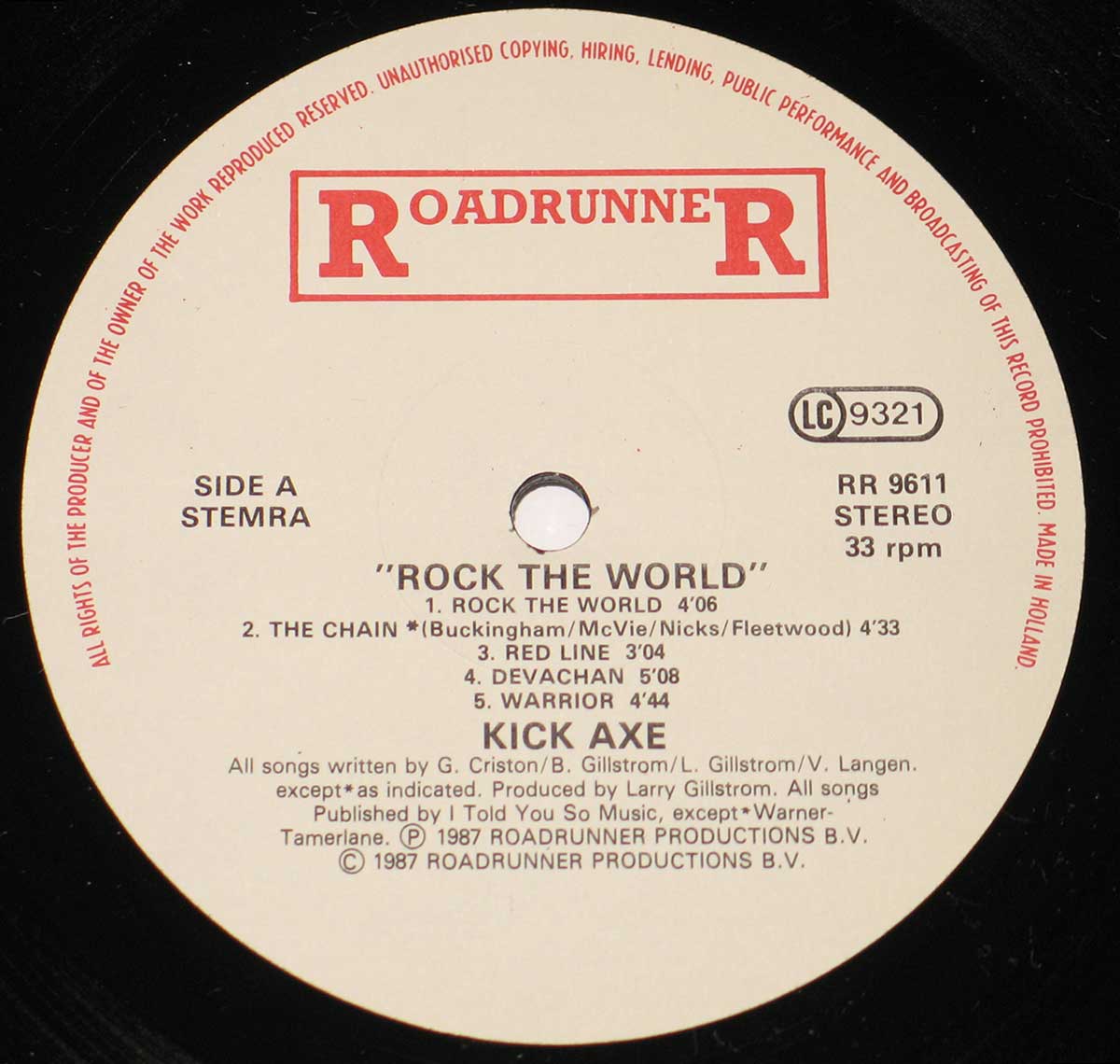 High Resolution Photo of the enlarged label Kick Axe - Rock The World https://vinyl-records.nl