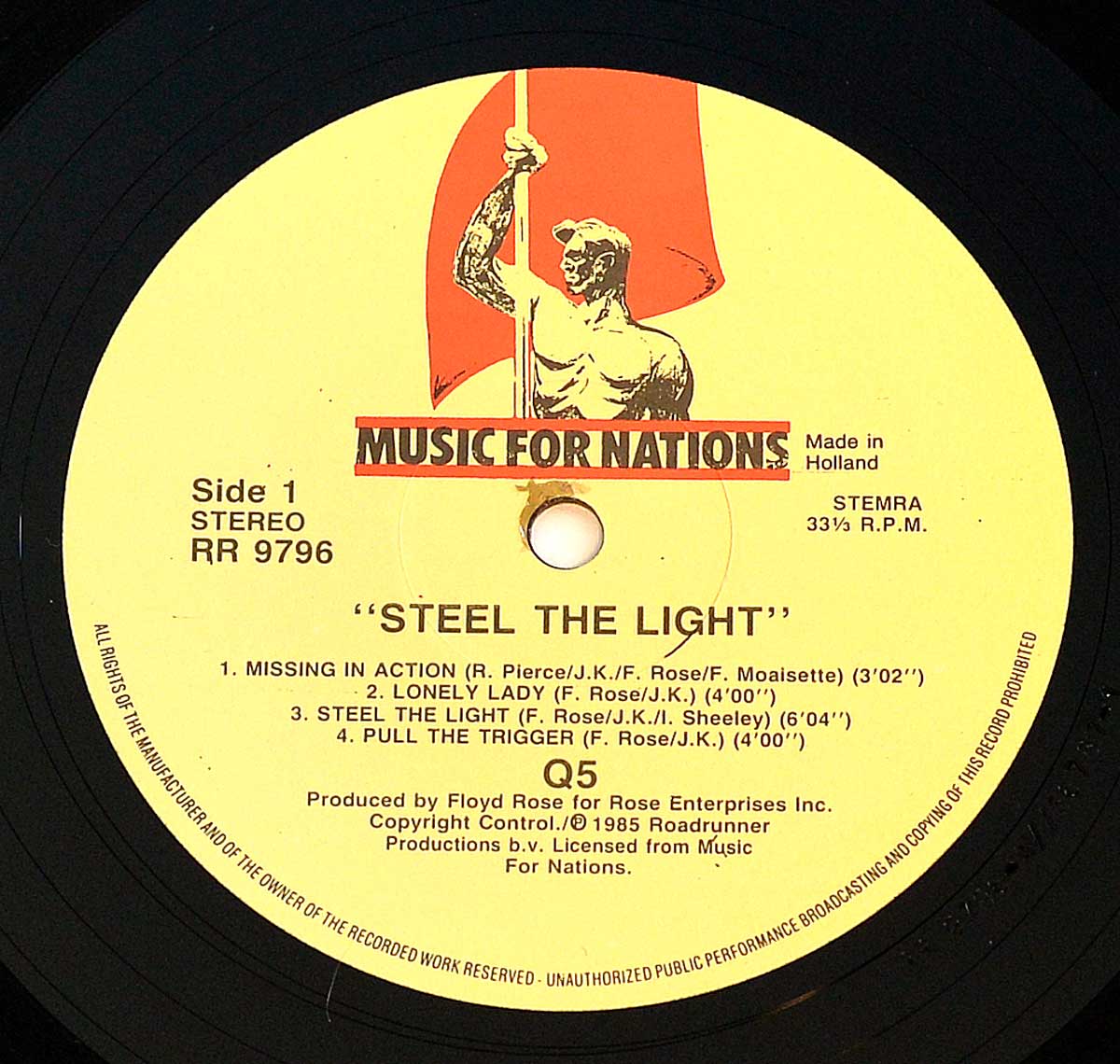 Enlarged High Resolution Photo of the Record's label Q5 - Steel the Light https://vinyl-records.nl
