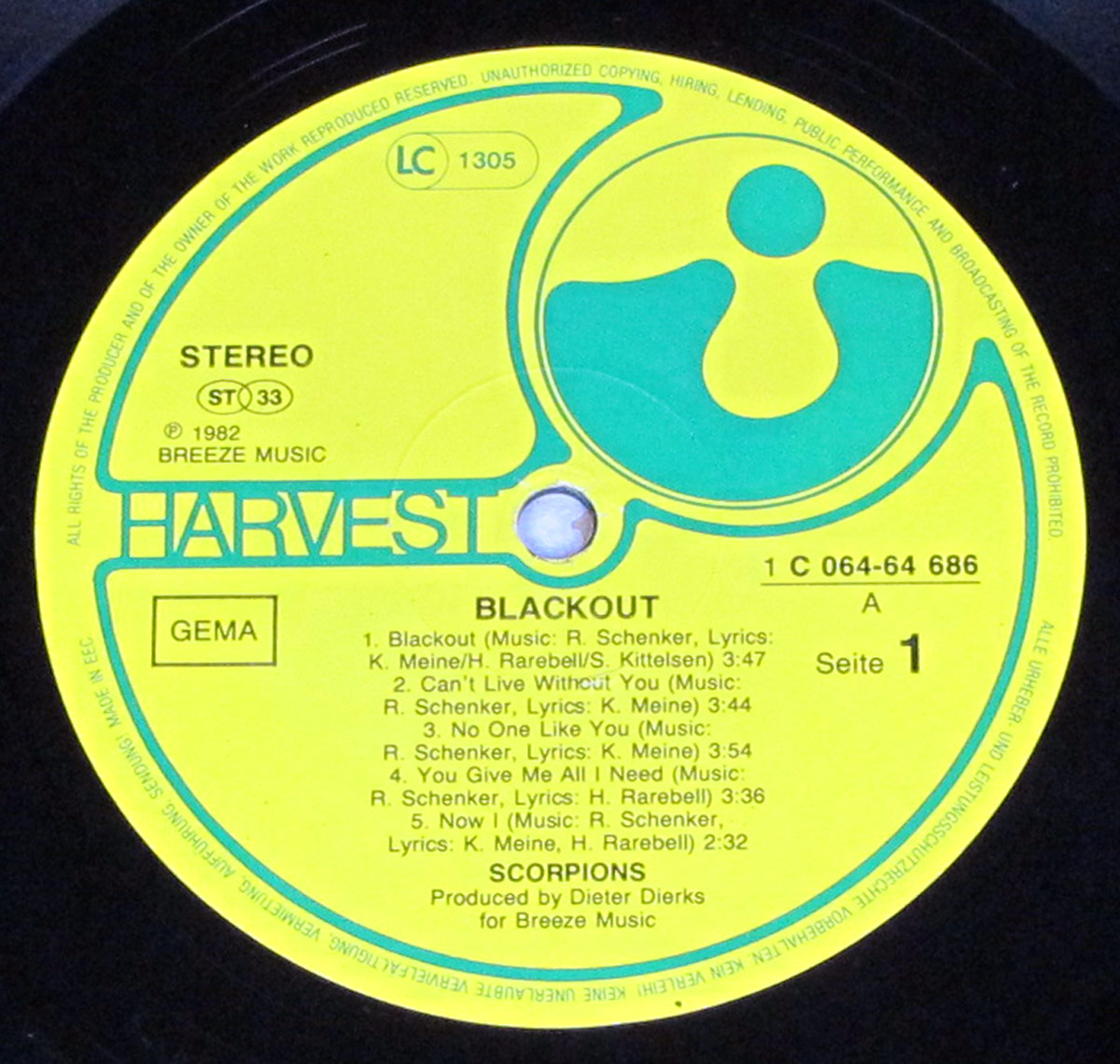 Yellow Harvest Records label for Scorpions' Blackout LP, featuring the Harvest logo, catalog number LC 1305, GEMA logo, stereo details, and production credits for Dieter Dierks under Breeze Music.