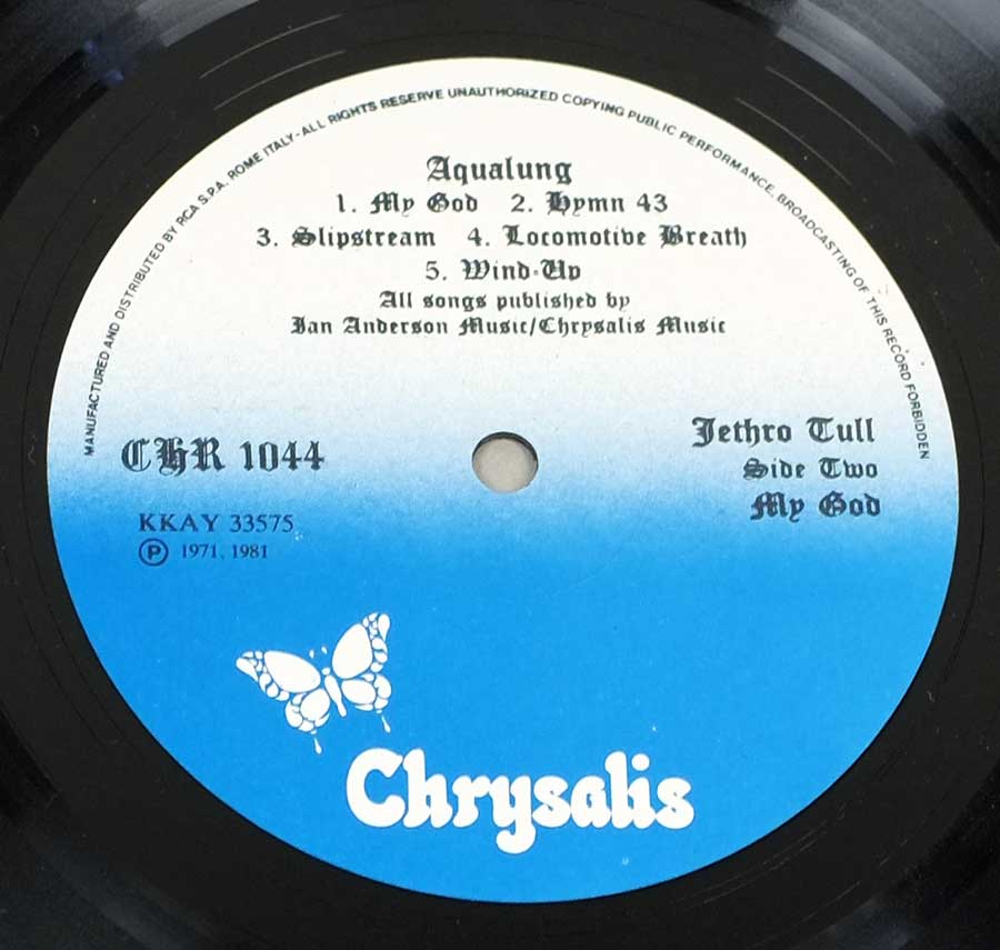 Close up of record's label JETHRO TULL Aqualung ITALY GatefOLD 12" LP ALBUM VINYL  Side One