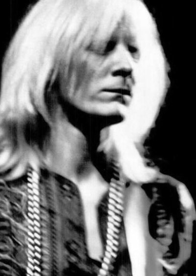 Album Front cover Photo of JOHNNY WINTER April 1969 https://vinyl-records.nl/