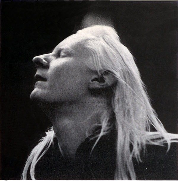 Portrait Photo Of Johnny Winter https://vinyl-records.nl/