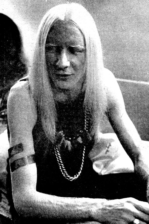 Full page photo of Johnny Winter in Sounds Magazine Octonber 1970