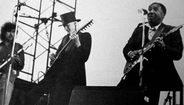 Photo of Johnny Winter and Muddy Waters Live Open Air Concert - https://vinyl-records.nl/johnny-winter/biography/index.html