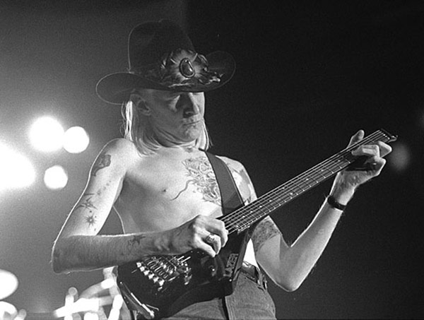 Photo of Johnny Winter - https://vinyl-records.nl/