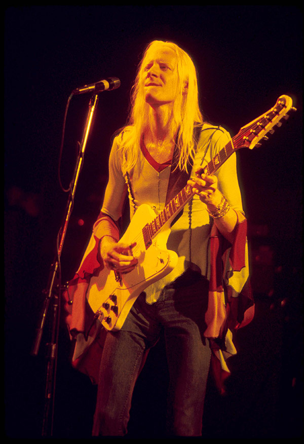 Photo of Johnny Winter - https://vinyl-records.nl/