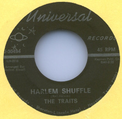 The Traits Harlem Shuffle 45 RPM Universal Records vinyl record arranged by Shelton Bissell with label information including LH-2516 and Keman Pub. Co. Houston, Texas.