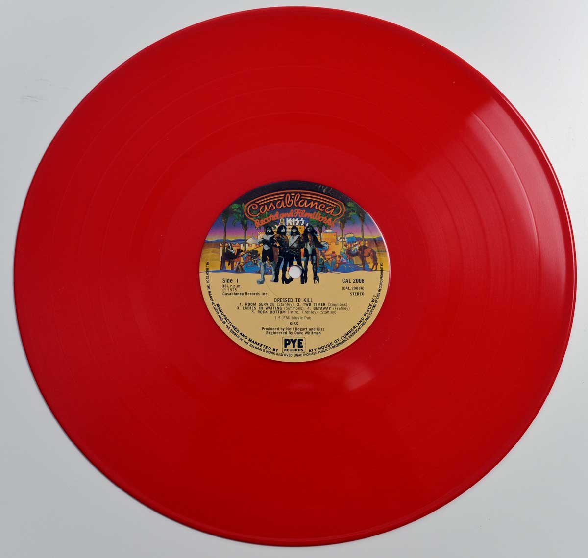 Photo Side One KISS - Dressed To Kill Red Vinyl 