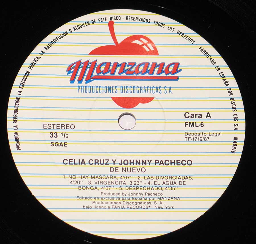 Close up of record's label CELIA CRUZ y JOHNNY PACHECO - DE NUEVO Side One