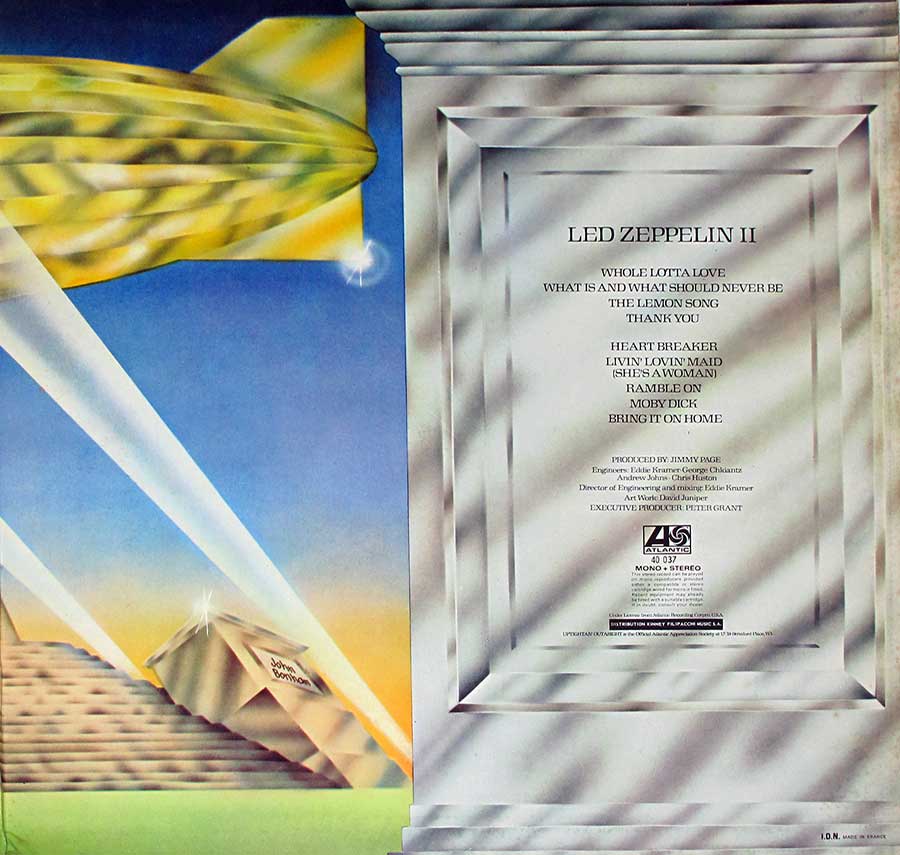 Photo of the right page inside cover LED ZEPPELIN II - SUPER-GROUP VOL 4 