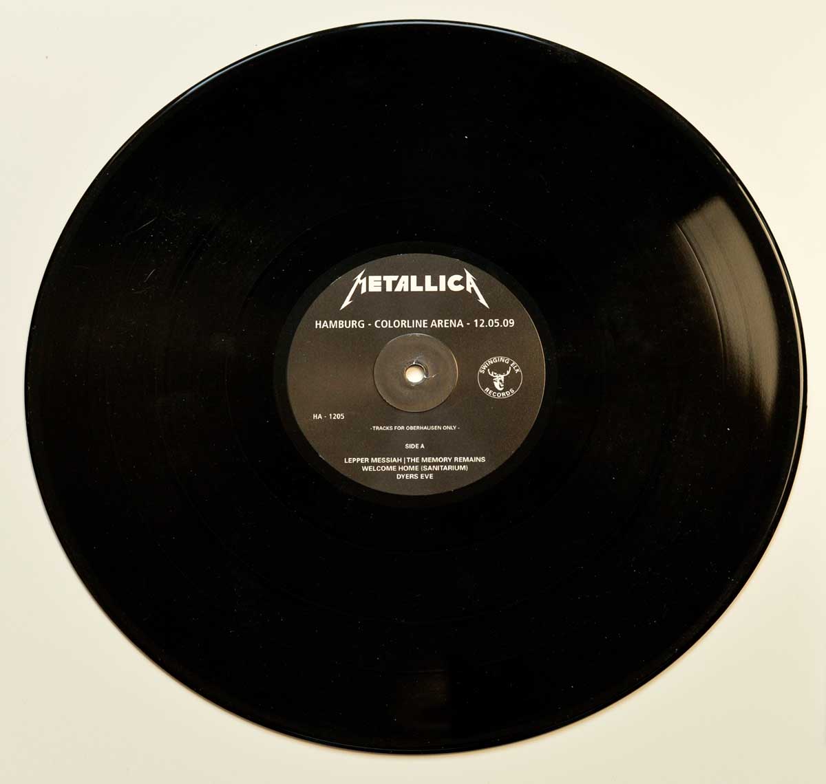 Photo of record side one of METALLICA - Hamburg Colorline 12 May 2009 