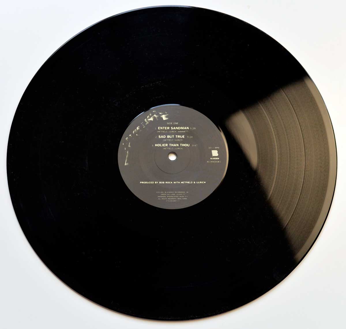 Photo of record 1 of METALLICA The Black Album 2LP 180 Grams Audiophile Blackened Records 
