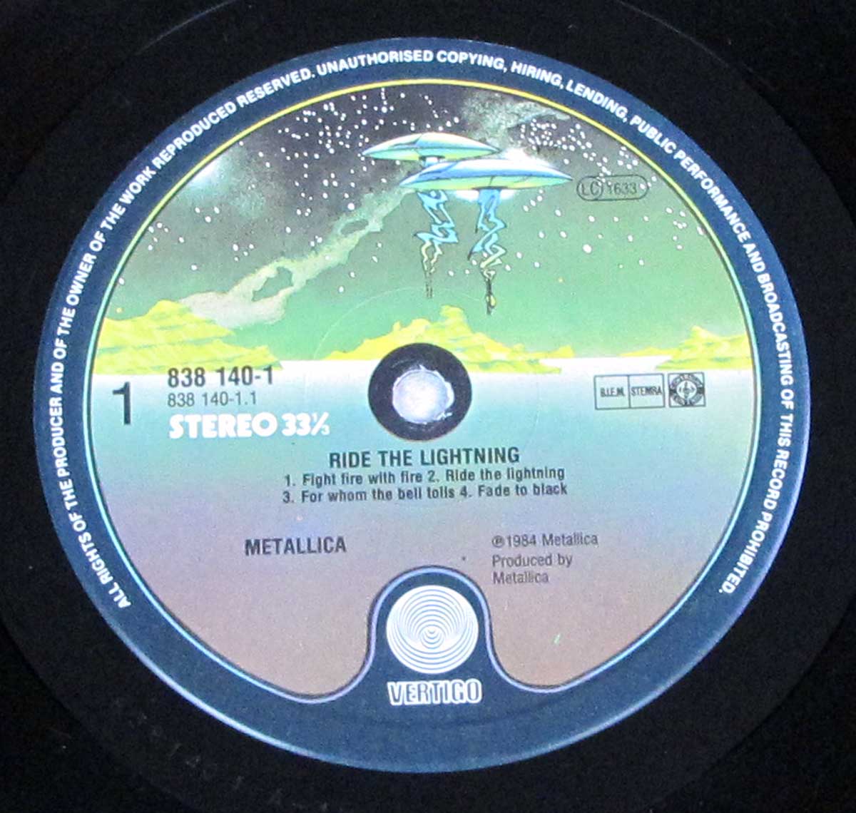 High Resolution Photo of METALLICA - Ride The Lightning Vertigo Records 
