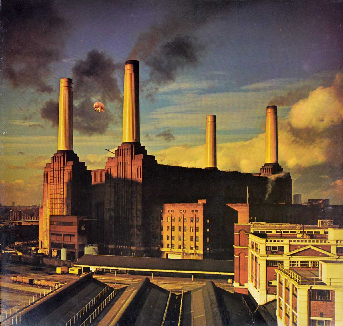 Album Front Cover Photo of "PINK FLOYD - Animals"