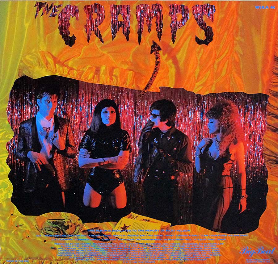 Large photo of the Cramps together on the album back cover 