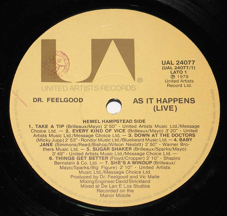 Close up of record's label DR FEELGOOD - As It Happens Live Side One