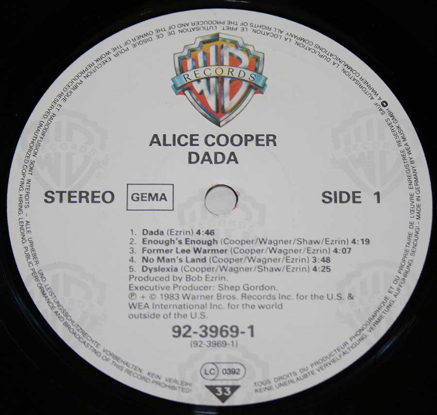 Front Cover Photo Of ALICE COOPER - DaDa 