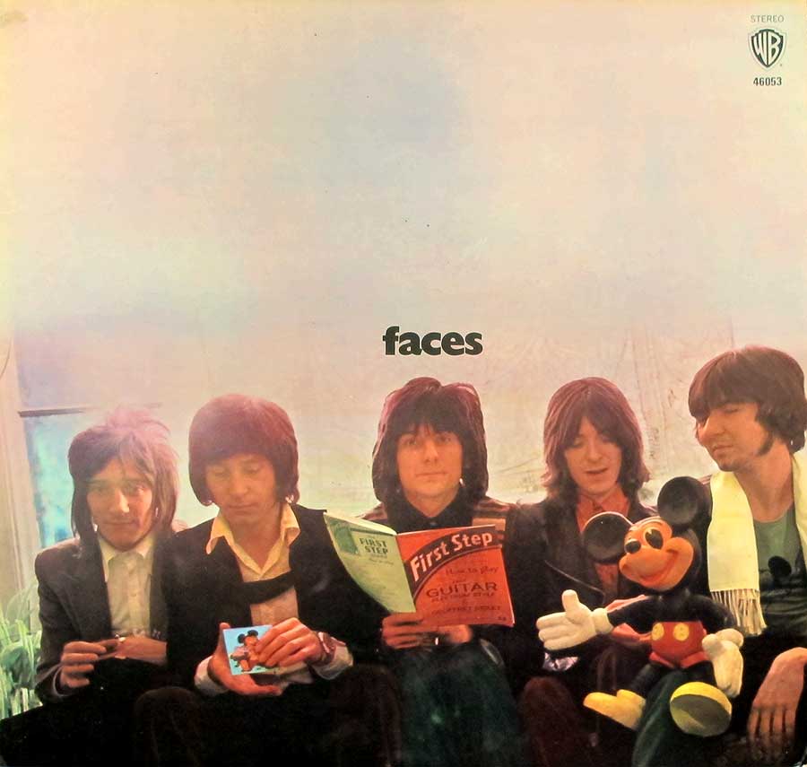 Photo of the FACES band-members on the front cover 