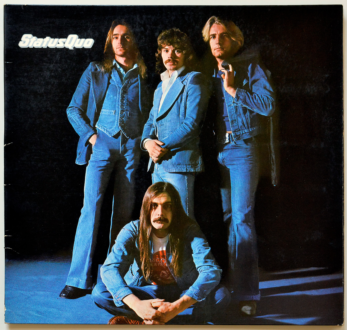 Status quo arena. Группа status Quo. Status Quo Blue for you 1976. Группа status Quo 1980. Группа статус кво 1973.