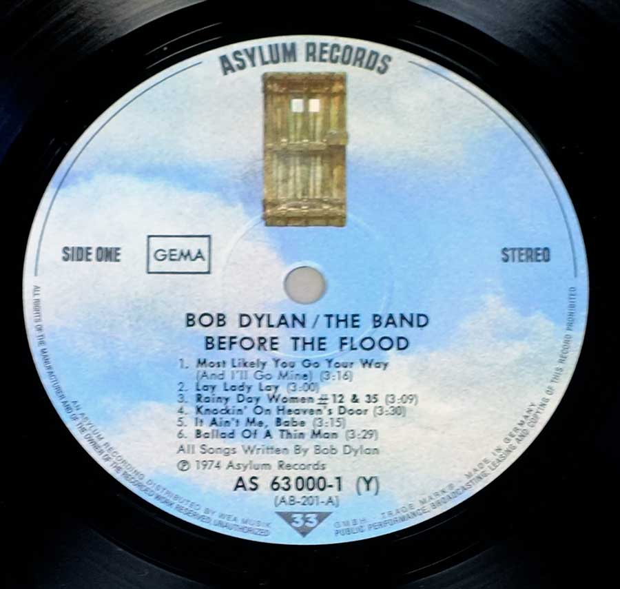 Close up of record's label BOB DYLAN &THE BAND - Before The Flood Gatefold 12" Vinyl LP Album Side One